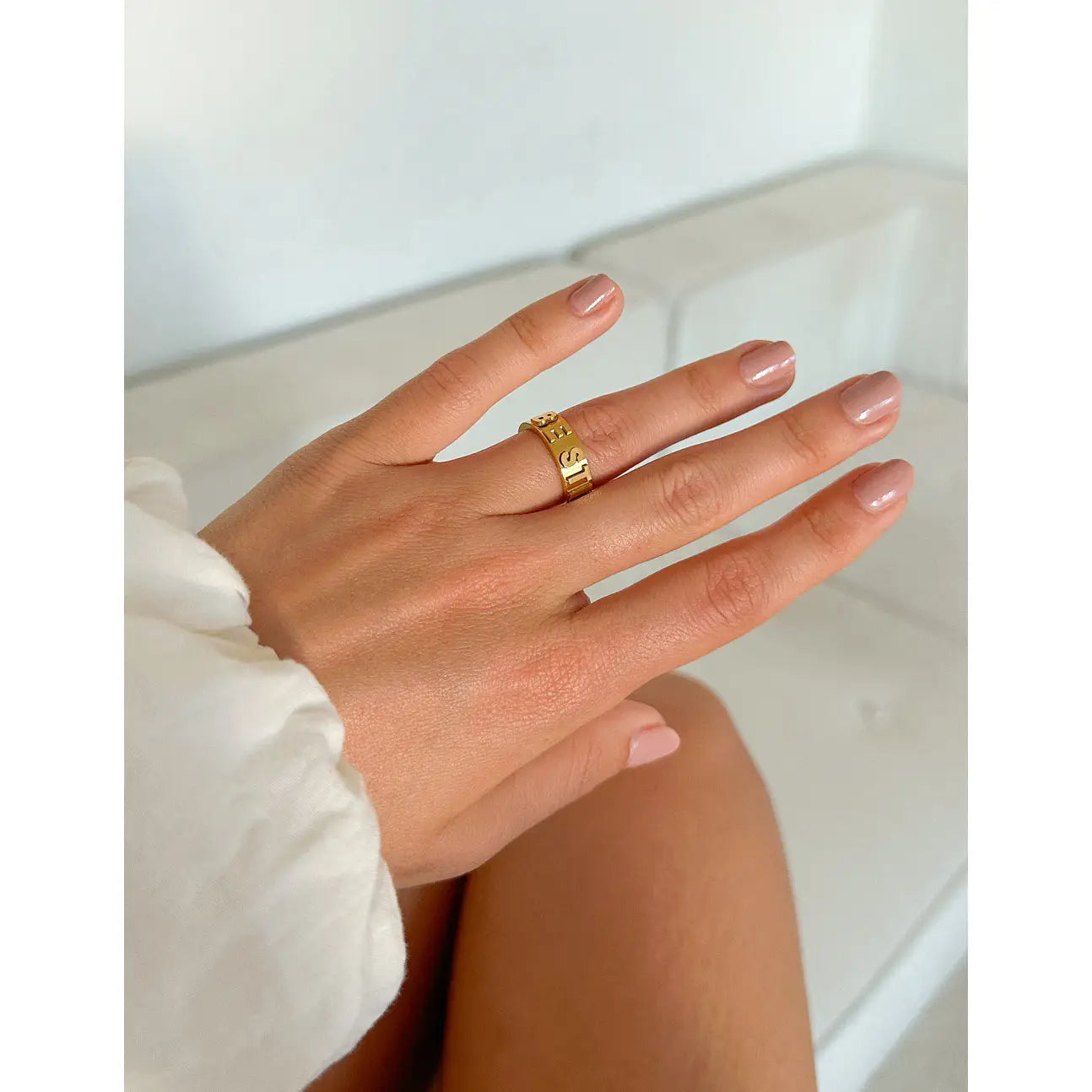 be still 3d ring
