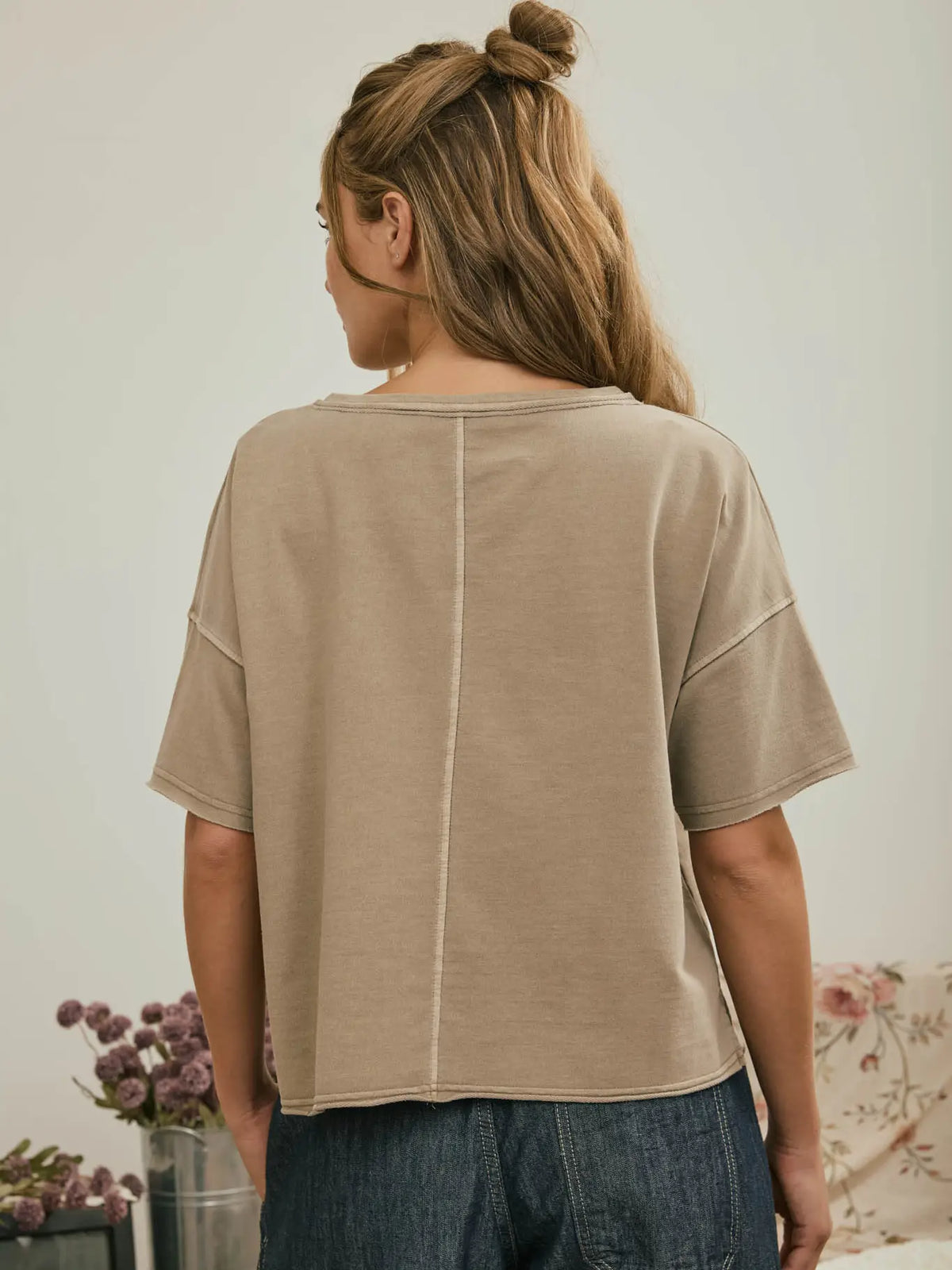 selene split neck tee
