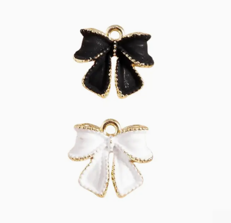 classic bow charm