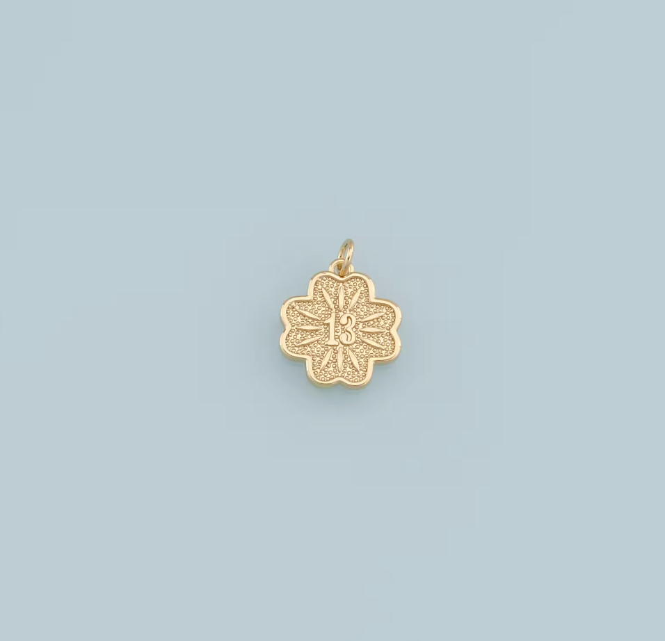 13 lucky clover