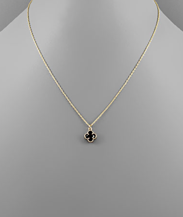 clover necklace