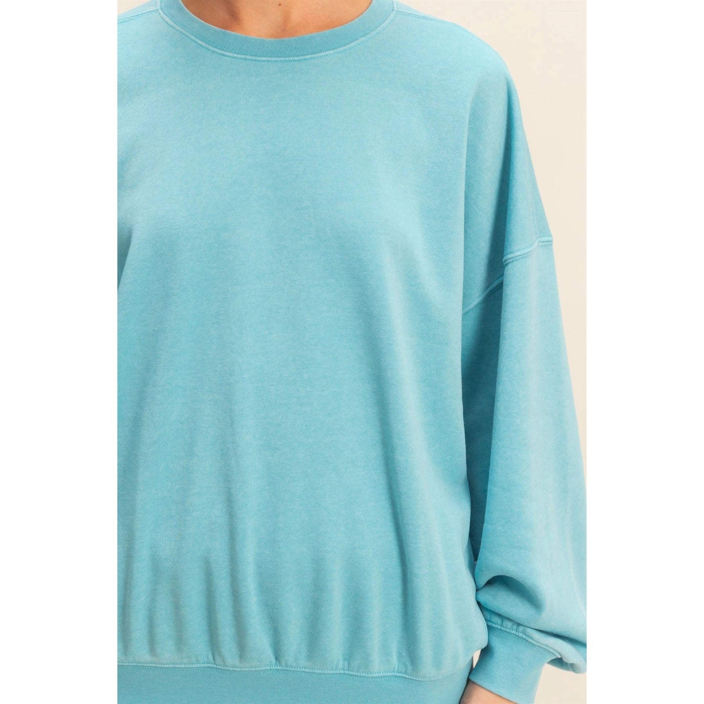 miley oversized crewneck