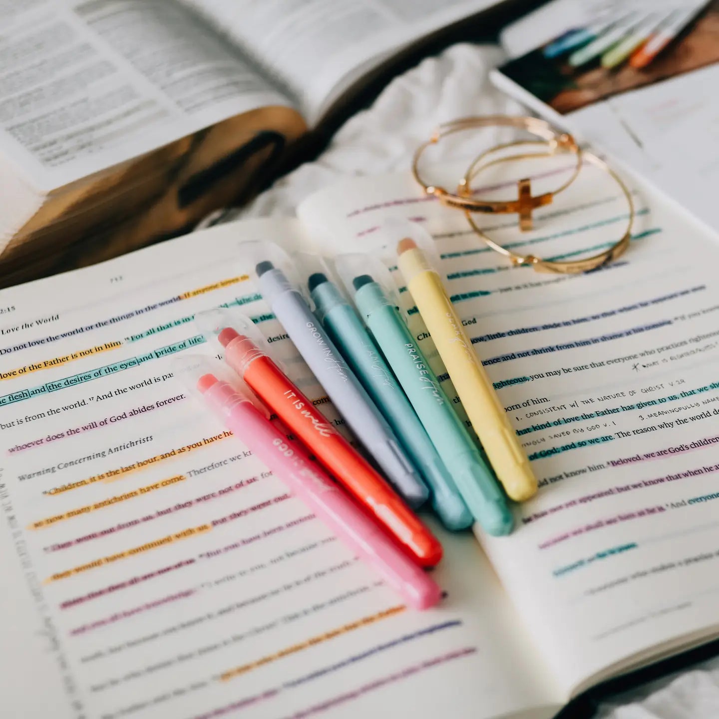 pastel highlighter set