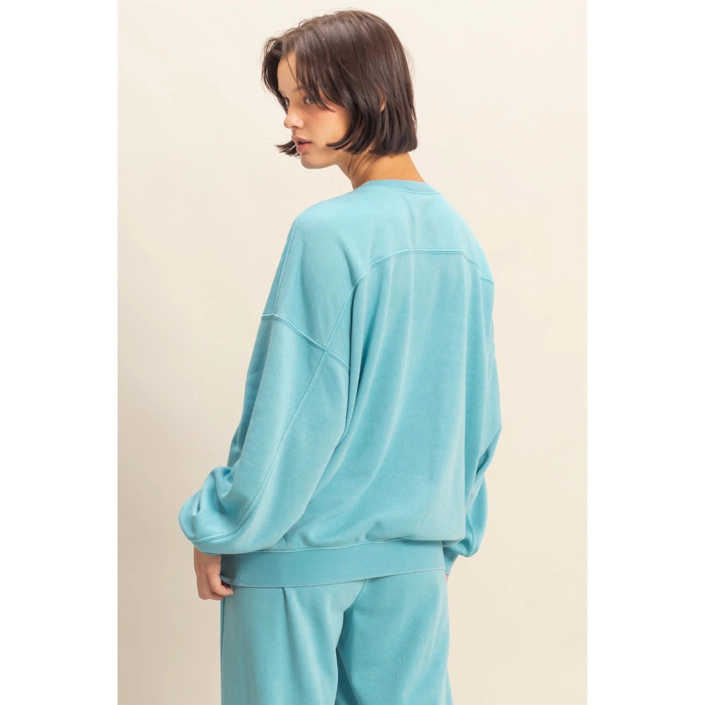 miley oversized crewneck