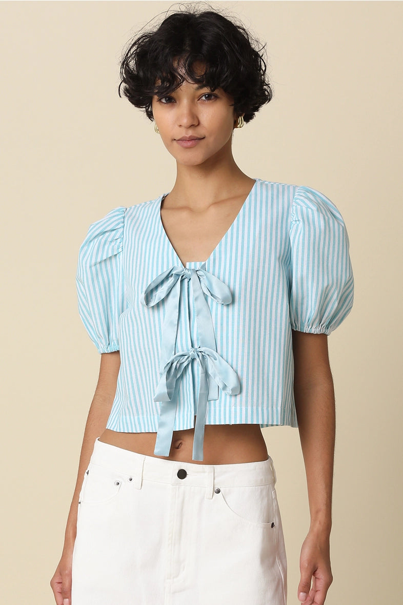 skylar bow front top