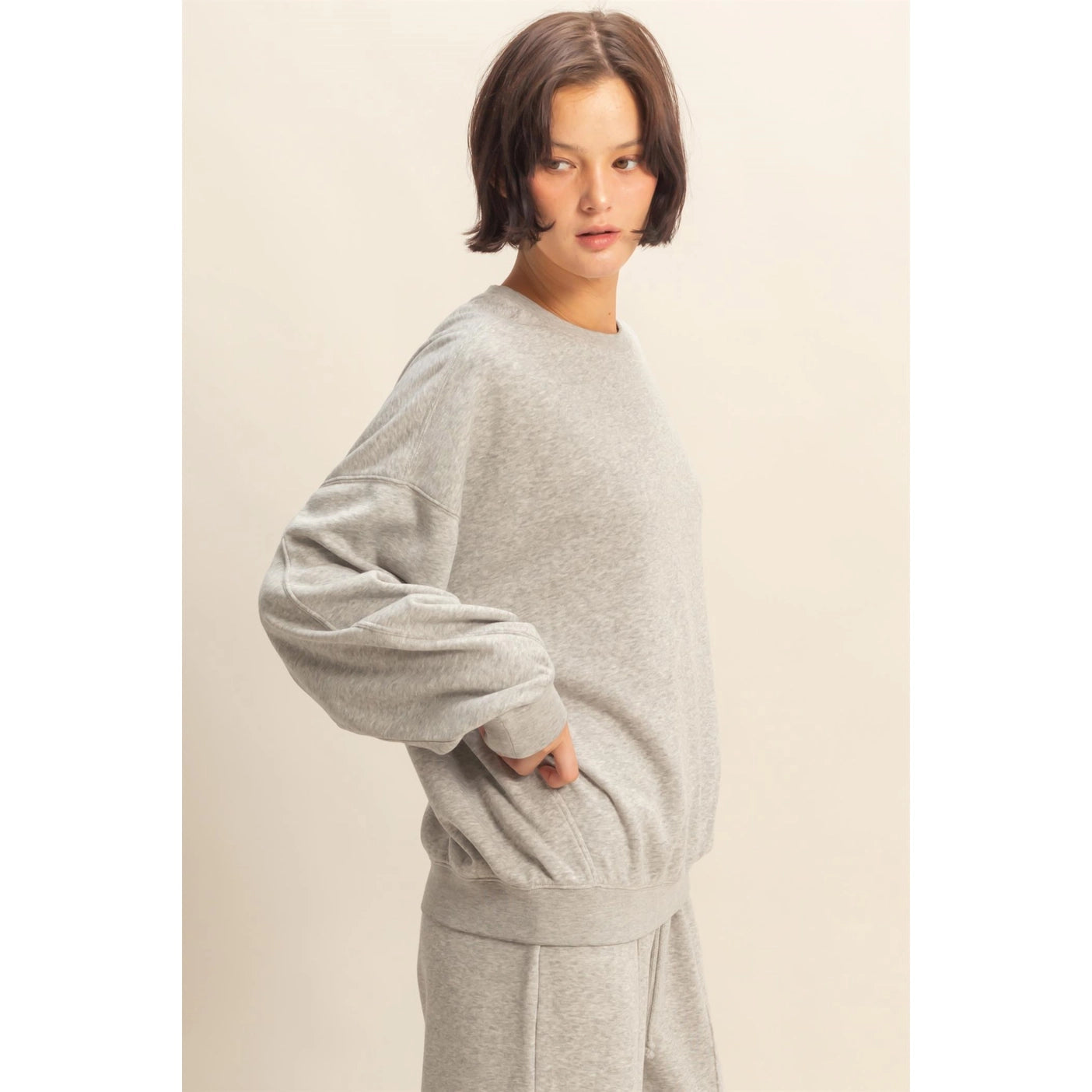 miley oversized crewneck