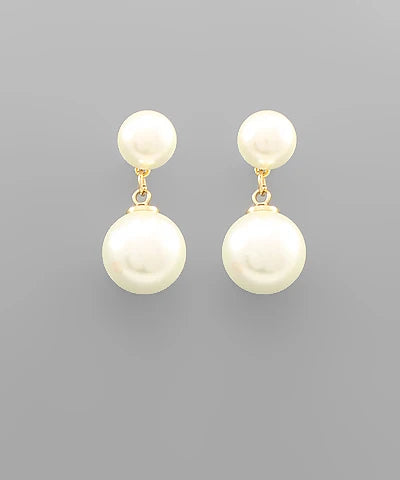 2 pearl ball stud earrings