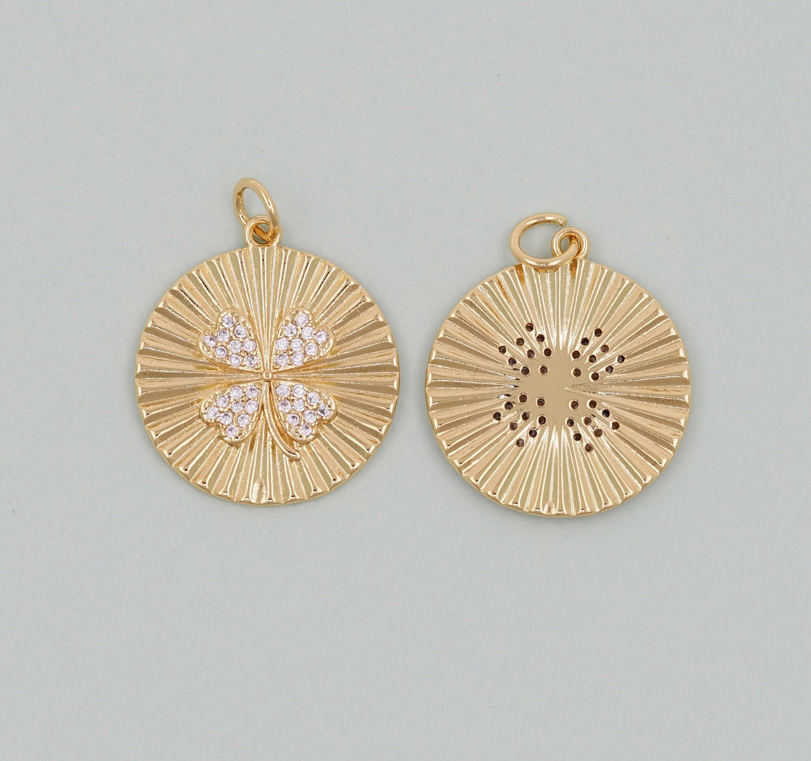 clover pendent charm