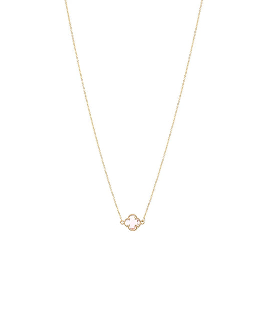 clover pendent necklace