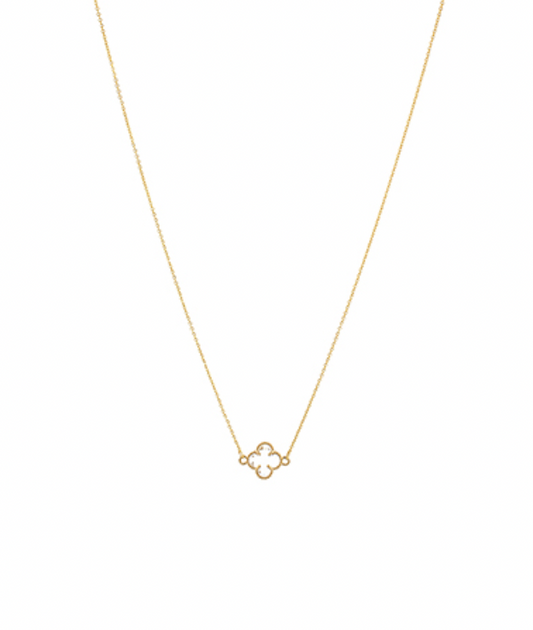 clover pendent necklace