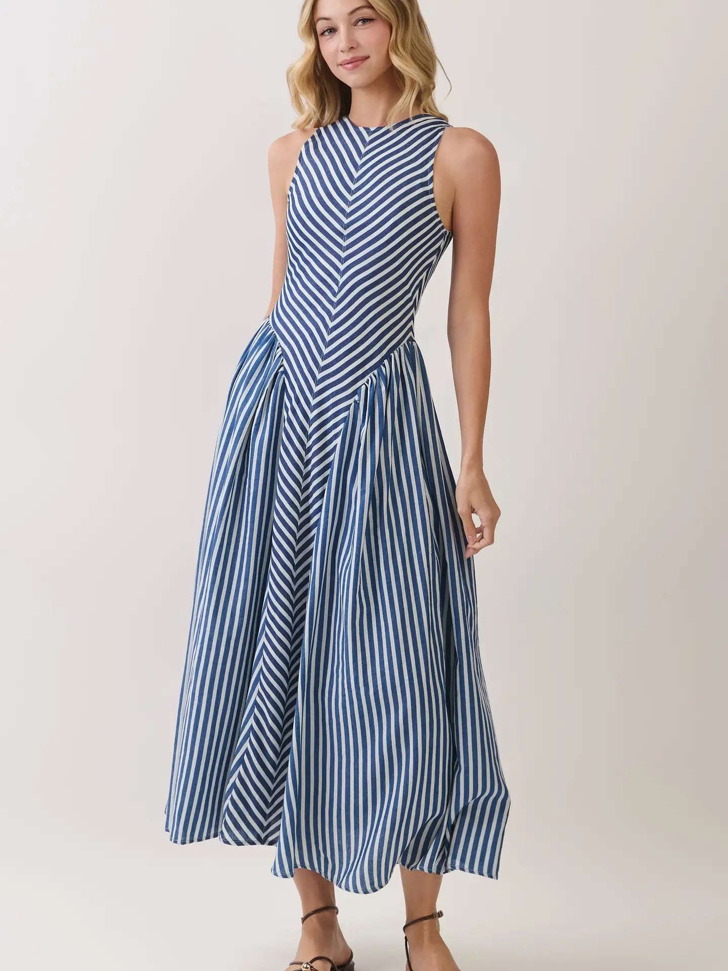 elle maxi dress